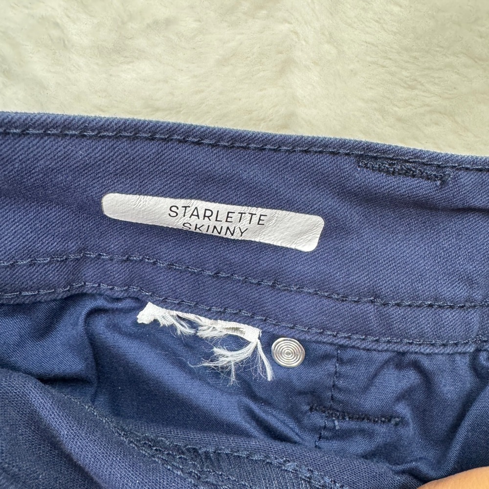 Seven7 Navy Skinny Pants - Picture 11 of 13